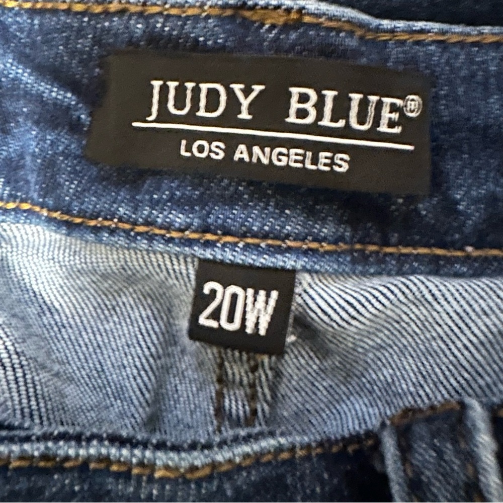 Judy Blue Classic Dark Blue Women's Straight-Leg Jeans - Picture 4 of 6